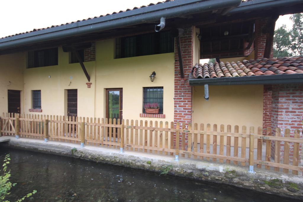 Agriturismo Helianthus Oleggio Exterior photo